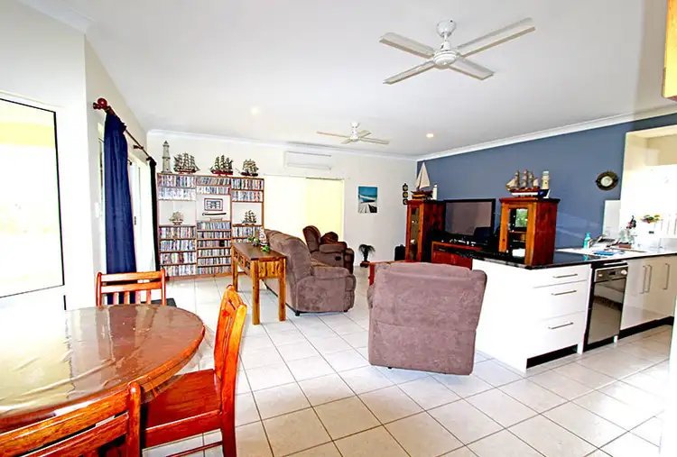 Fifth view of Homely house listing, 118 Farmer Street, Edmonton QLD 4869