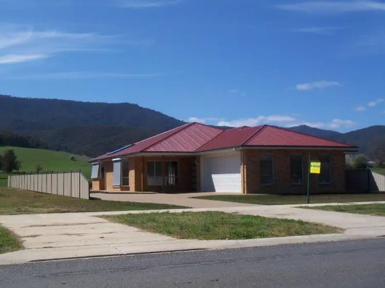 Main view of Homely house listing, 87 Station St, Porepunkah VIC 3740