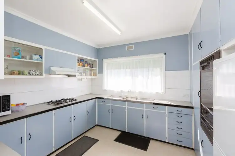 Fifth view of Homely house listing, 40 Alexander Avenue, Horsham VIC 3400