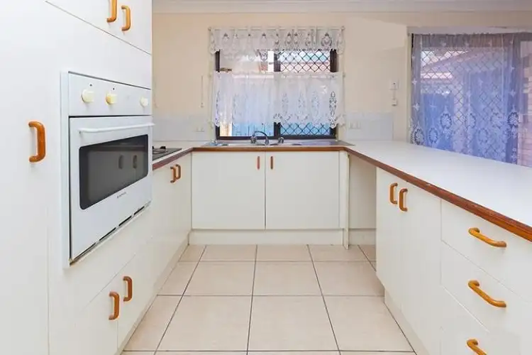Third view of Homely house listing, 2 Chelsea Court, Heritage Park QLD 4118