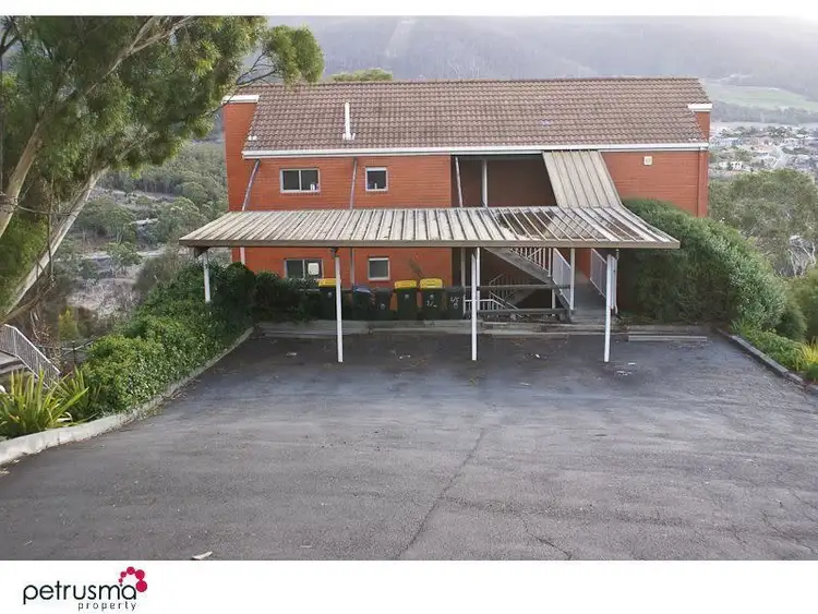2/5 Castlereagh Court, Lenah Valley TAS 7008