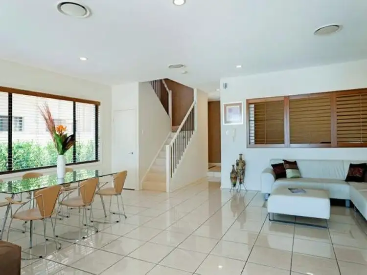 Seventh view of Homely house listing, 518 Oyster Cove Promenade, Helensvale QLD 4212
