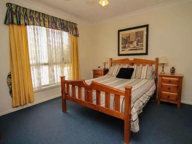 Fifth view of Homely house listing, 4 Gersbach Place, Orange NSW 2800