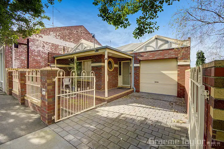 1/304 Pakington Street, Newtown VIC 3220