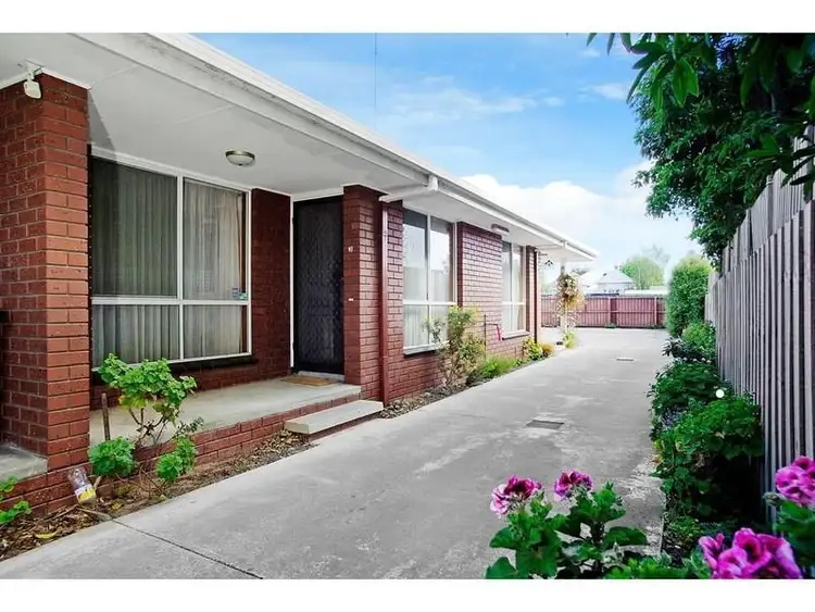 3/2 Wimmera Avenue, Manifold Heights VIC 3218