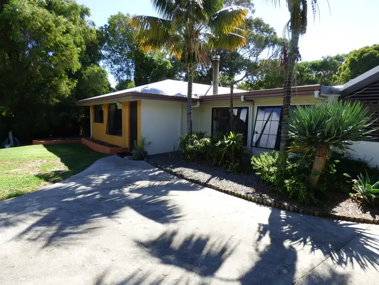 Second view of Homely house listing, 11 Bramwell Road, Robinson WA 6330