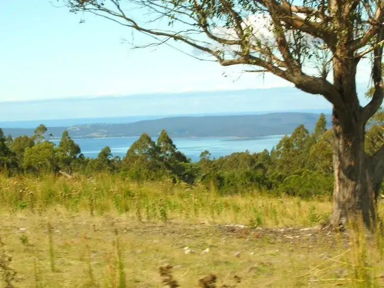 453 Woodbridge Hill Road, Gardners Bay TAS 7112