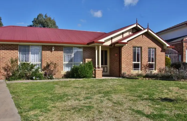 24 Richardson Street, Windradyne NSW 2795