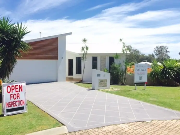 8 Curlew Court, Warner QLD 4500