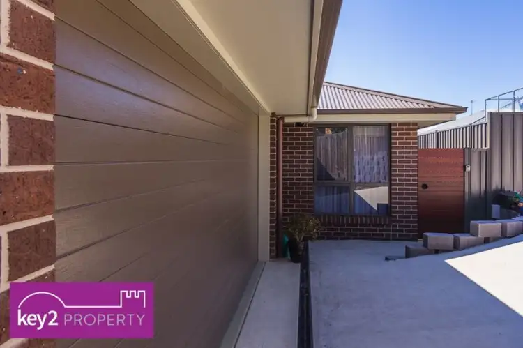 2/8 Butler Avenue, Riverside TAS 7250