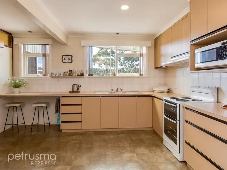 Sixth view of Homely house listing, 15 St Helens Street, Lindisfarne TAS 7015