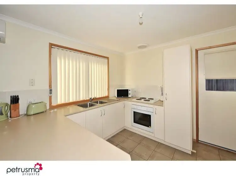 Main view of Homely villa listing, 3/4-6 Bellette Place, Chigwell TAS 7011