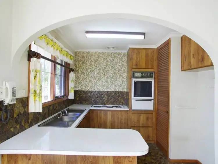 Sixth view of Homely unit listing, 1/11 Gairloch Grove, Newtown VIC 3220