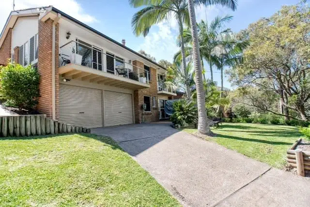 46 Coal Point Road, Coal Point NSW 2283