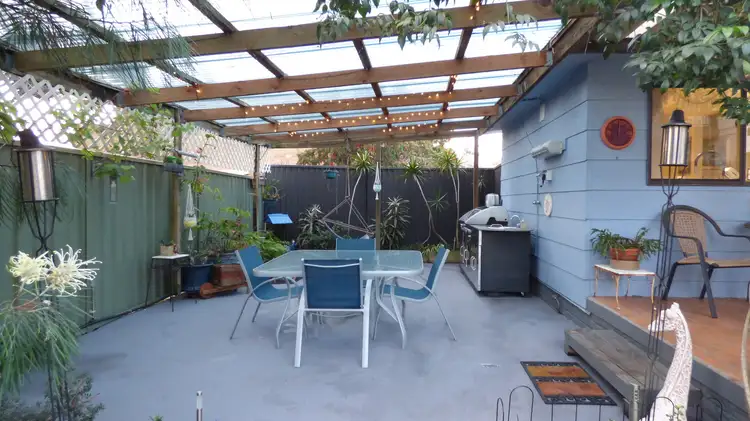 212 Lakeview Parade, Primbee NSW 2502