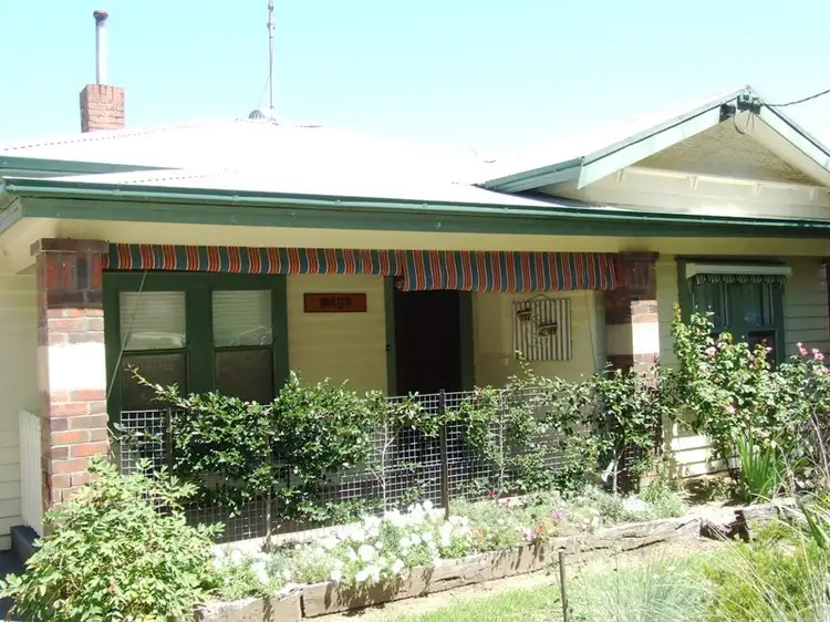 16 Robertson Street, Myrtleford VIC 3737