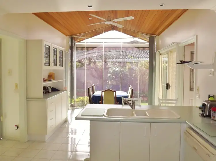 Sixth view of Homely house listing, 2 Kennedy Court, Newborough VIC 3825