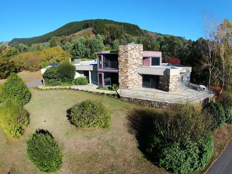 37 Stackey Gully Road, Bright VIC 3741