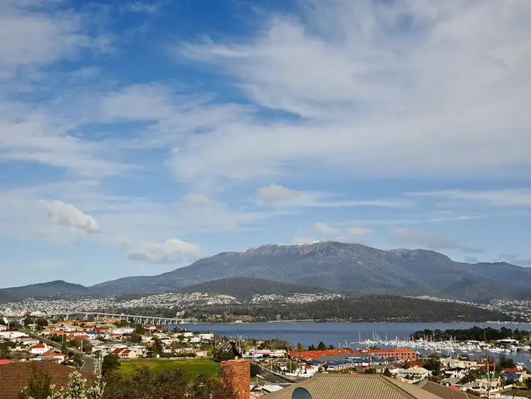 Second view of Homely villa listing, 2/6 Owen Court, Lindisfarne TAS 7015