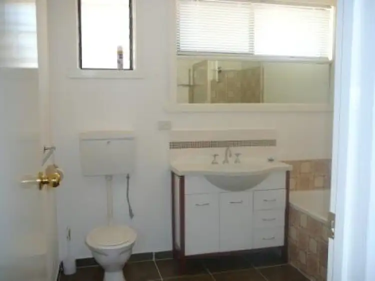 Fifth view of Homely unit listing, 2/5 Upton Street, Altona VIC 3018