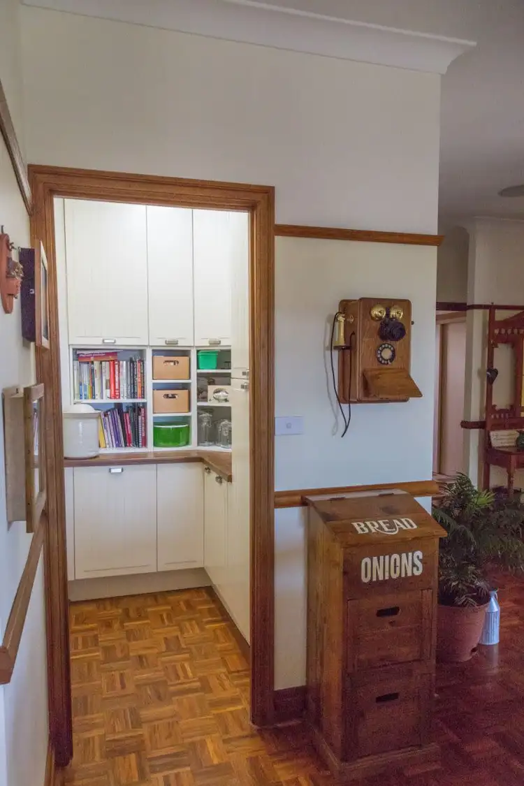 Sixth view of Homely house listing, 21 Balwyn Court, Arundel QLD 4214