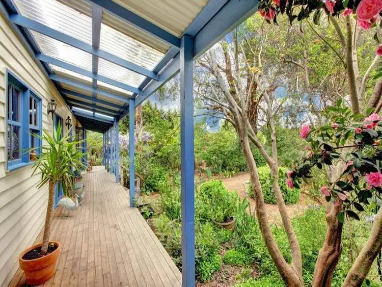 Fifth view of Homely house listing, 24 CASEY CRESCENT, Broadford VIC 3658