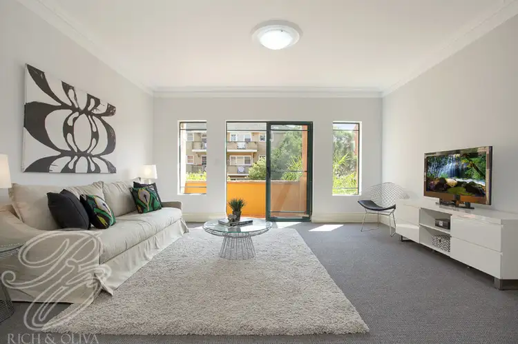 12/2 Gloucester Avenue, Burwood NSW 2134
