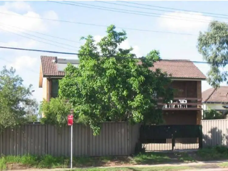 127 Great Western Highway, Mays Hill NSW 2145
