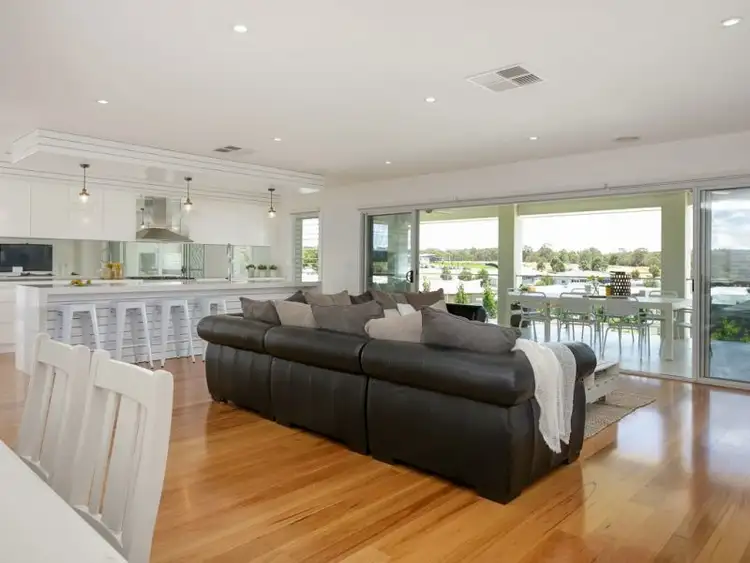 Third view of Homely house listing, 5 Buckley Court, Lake Albert NSW 2650