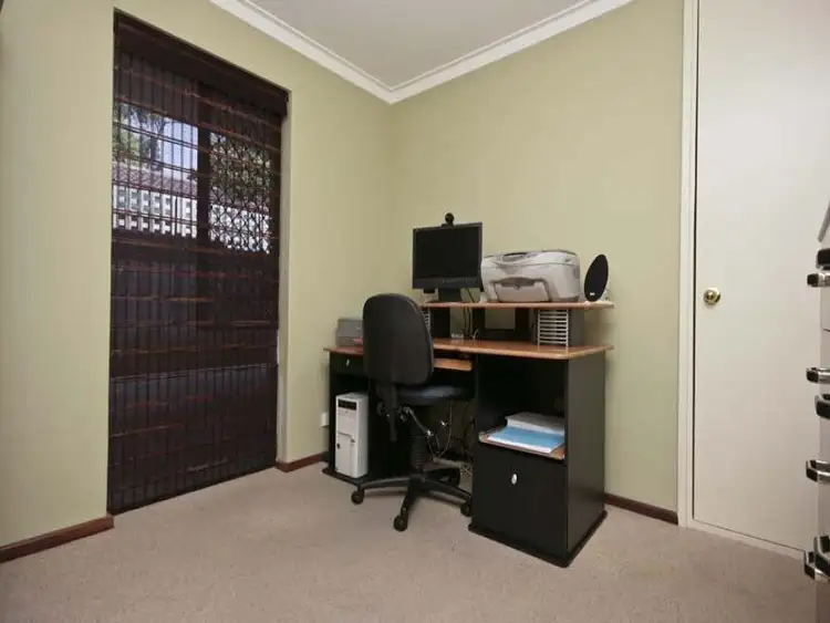 Sixth view of Homely house listing, 4 Exbury Court, Thornlie WA 6108