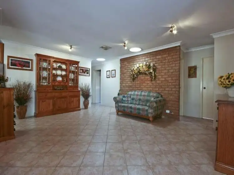 Fifth view of Homely house listing, 10 Amber Way, Thornlie WA 6108