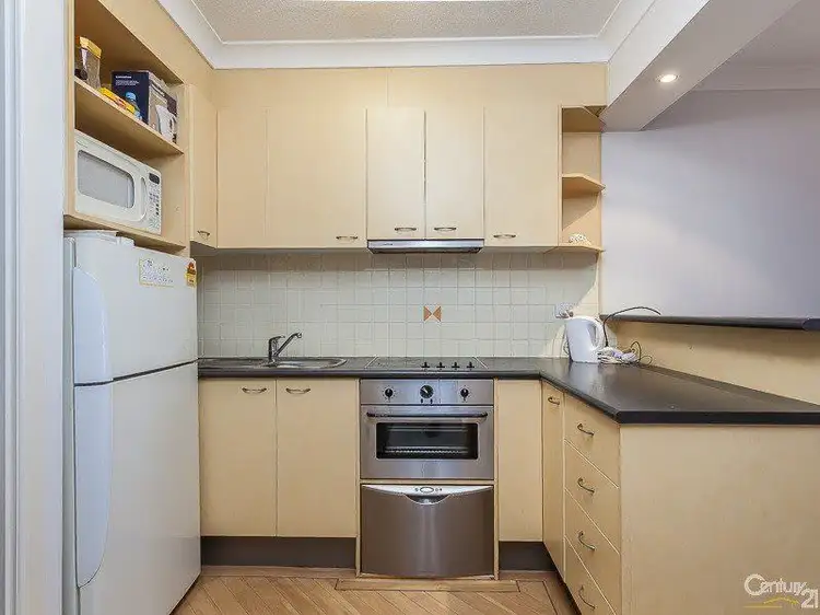 Third view of Homely apartment listing, 1/85 Berry Street, Spring Hill QLD 4000