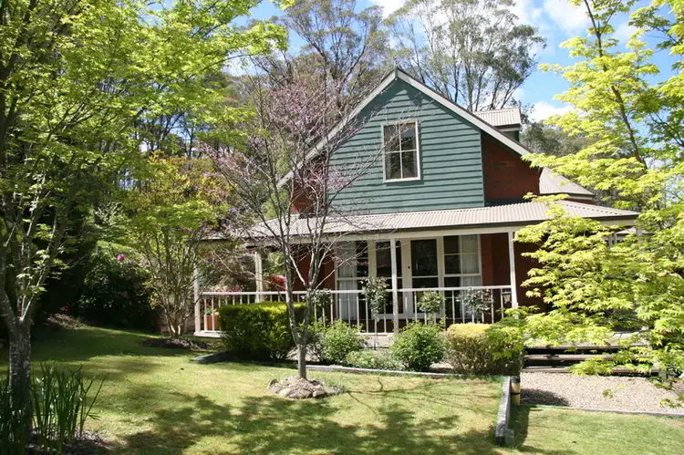 30 Lumley Drive, Bright VIC 3741