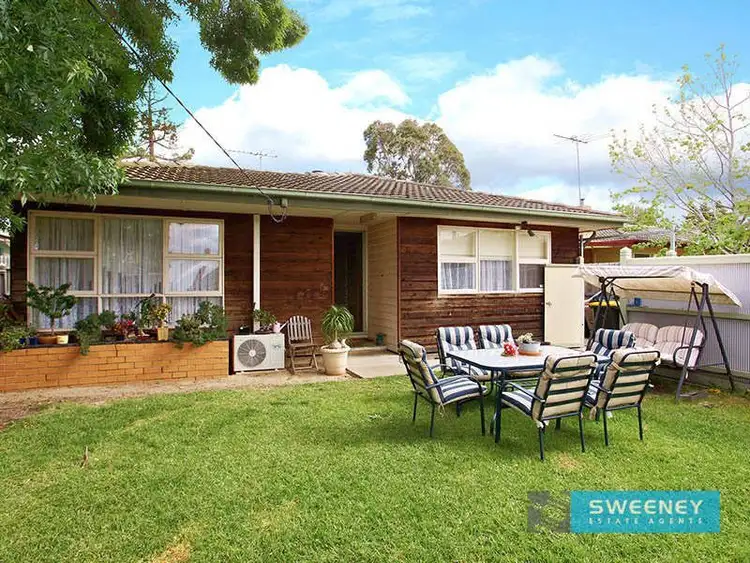 11 Merritt Court, Altona VIC 3018