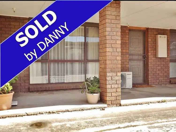 2/2 O'Reilly Court, Moe VIC 3825