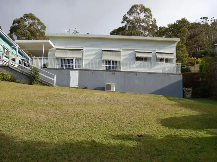 3 Elandra Road, Taroona TAS 7053