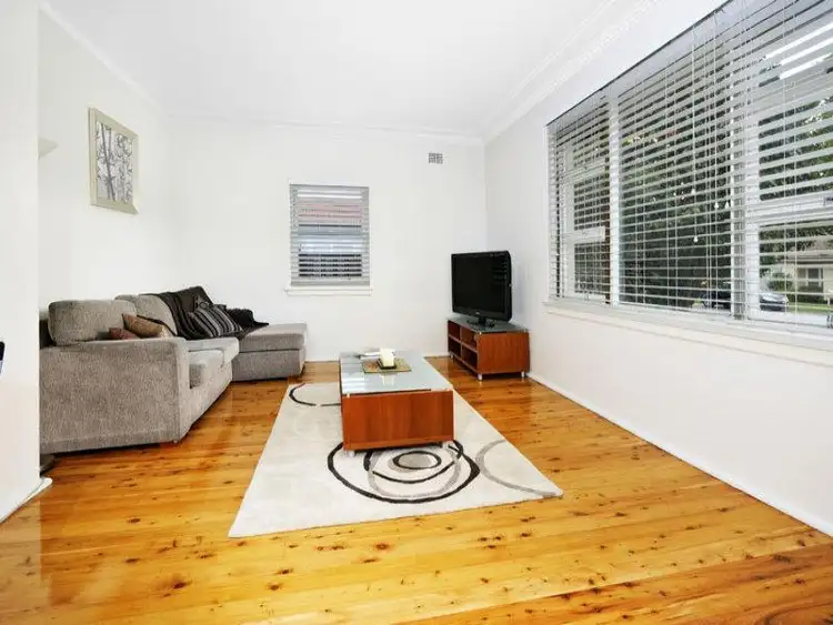 Second view of Homely house listing, 4 Layden Avenue, Engadine NSW 2233