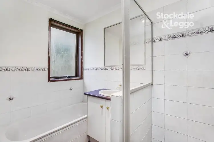 Sixth view of Homely house listing, 4 HAWDON DRIVE, Cranbourne VIC 3977