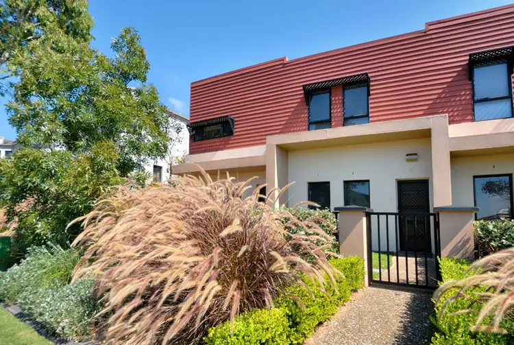 2/87-89 Caldarra Avenue, Engadine NSW 2233