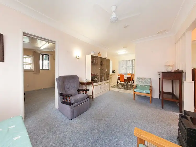 Fourth view of Homely house listing, 72 LUTZOW  STREET, Tarragindi QLD 4121
