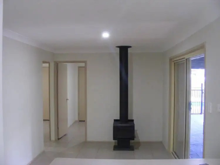 Second view of Homely house listing, 4 Glenbrae crt, Marsden QLD 4132