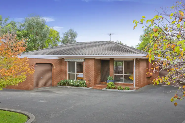 8/92 Aphrasia Street, Newtown VIC 3220