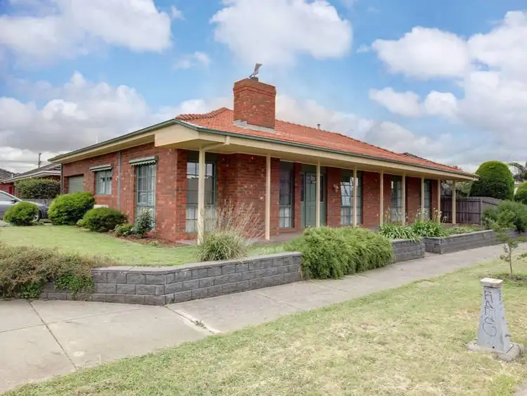 2 Emery Court, Altona VIC 3018