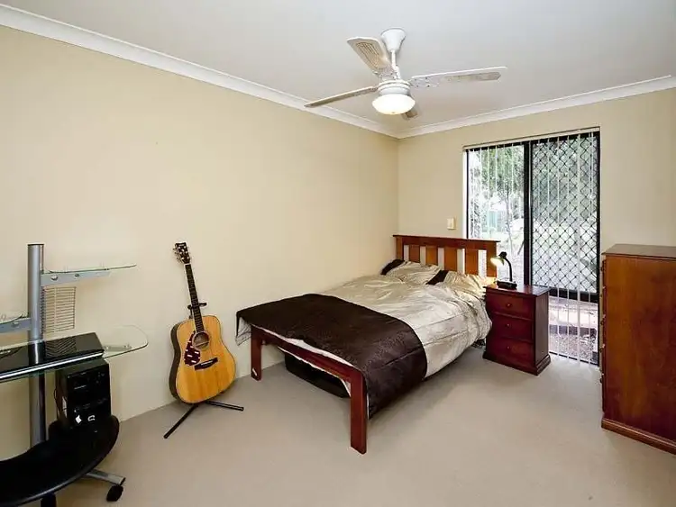 Second view of Homely house listing, 5 Wood Place, Thornlie WA 6108
