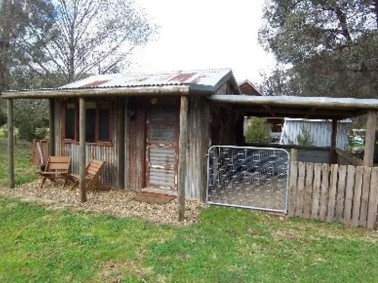 Fifth view of Homely house listing, 3 Pine Crt, Freeburgh VIC 3741