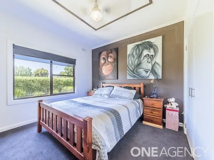Fifth view of Homely house listing, 8 Sybella Avenue, Koo Wee Rup VIC 3981
