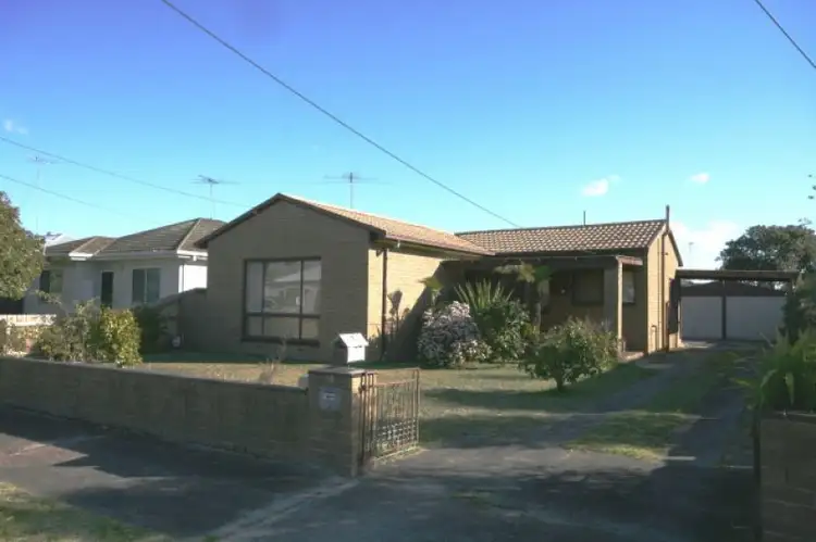 18 Brayshay Road, Newcomb VIC 3219