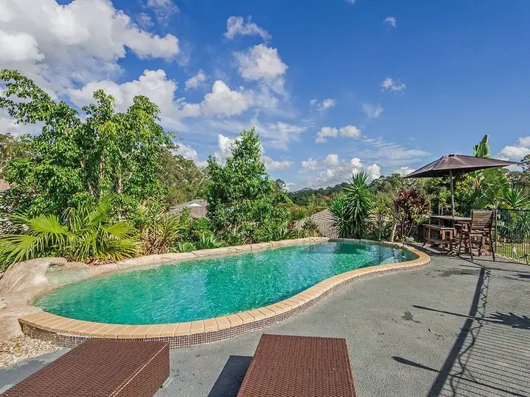 11 Debbie Way, Nerang QLD 4211