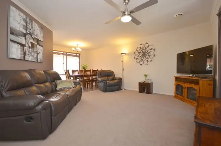 Second view of Homely house listing, 4 Flintoff Close, Horsham VIC 3400