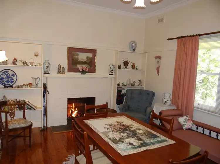 18 Wills Street, Bright VIC 3741